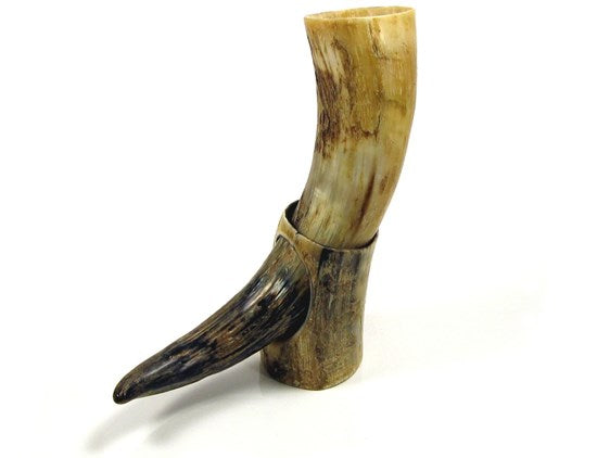 Abbeyhorn Drinking horn natural finish on stand